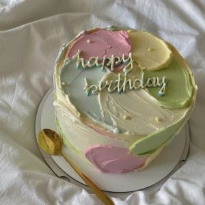 کیک رنگین کمان